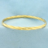Hinged Twisting Design Bangle Bracelet In 14k Yellow Gold