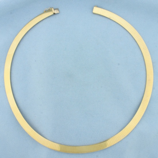 Italian 18 Inch Omega Link Necklace In 14k Yellow Gold