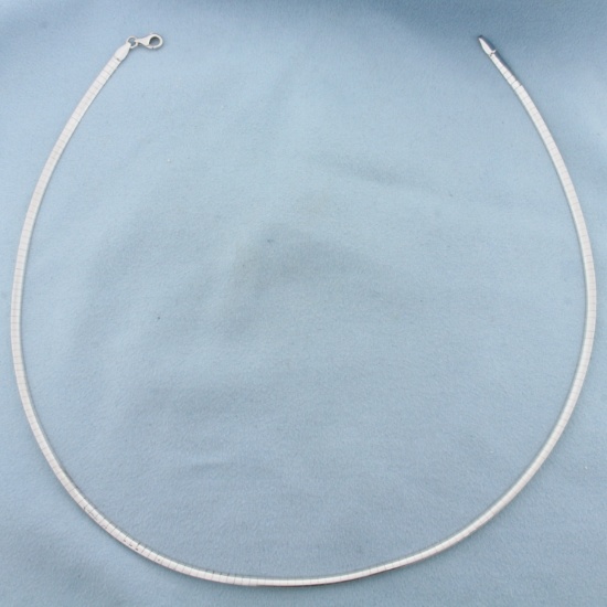Italian 17 Inch Reversible Omega Link Necklace In 14k Yellow And White Gold
