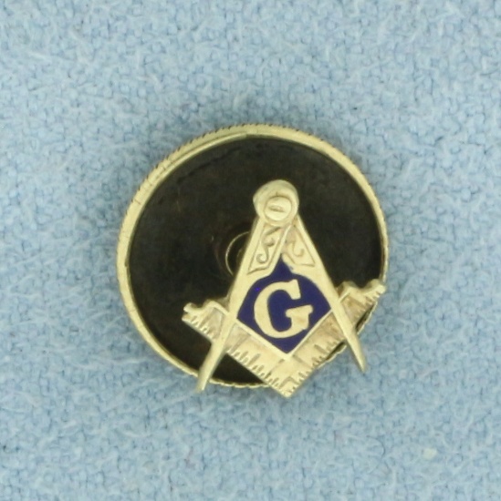 Vintage Masonic Pin In 14k Yellow Gold