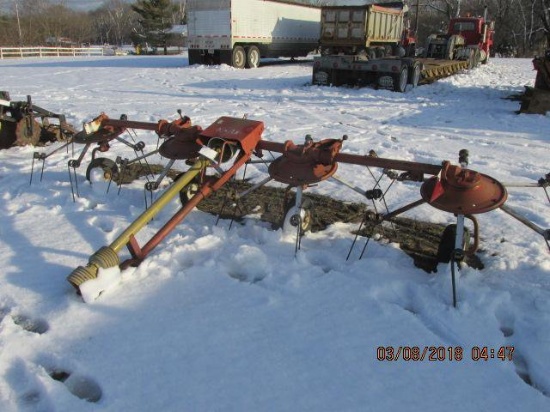 Kuhn 4 star hay tedder