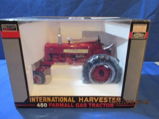 International Harvester 450 Farmall Gas w Fast hitch