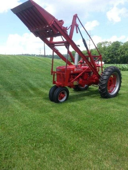 Farmall H w/ #31 loader, retored