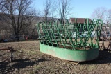 Oval shaped, Round bale feeder,