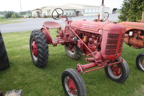 Farmall SA running tractor,