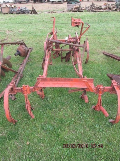 Set of cultivators for AC B