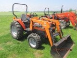 AGCO ST35, 4wd with Power Shuttleand SL 46 loader Like new!