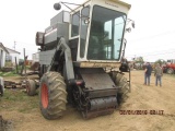 Gleaner F diesel combine,
