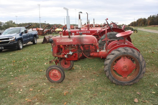 Farmall Cub runs and operates