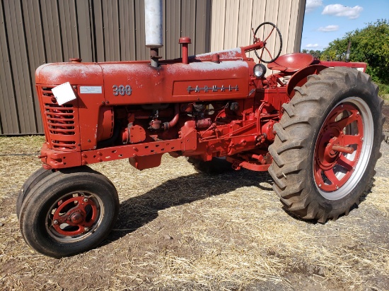 Farmall 300