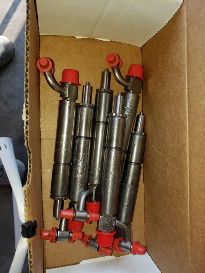 IH 66 series injectors