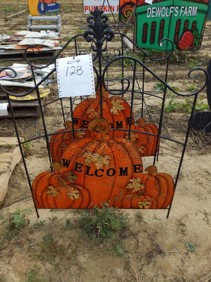 Metal pumpkin displays