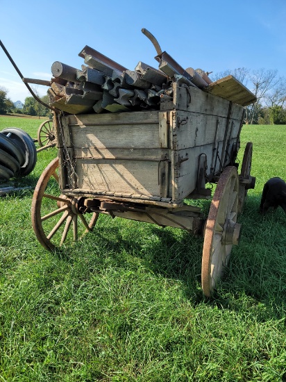 Buckboard wagon