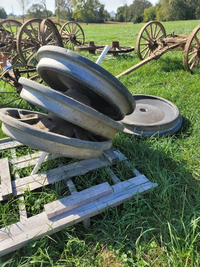 Reenactment railroad wheels