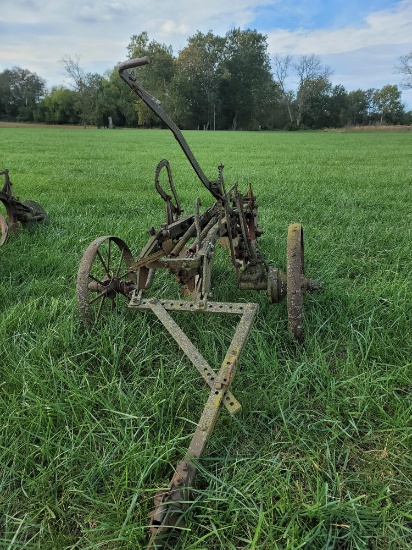 IH Little Genius 2 btm plow on steel