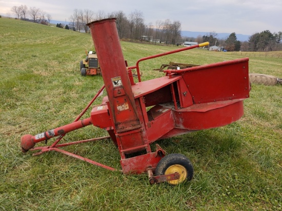 New Holland Model 40 silage blower