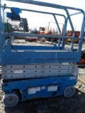 2032 Genie scissor lift