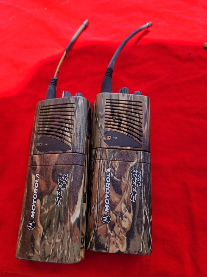 Motorola sport 10x walkie talkies.