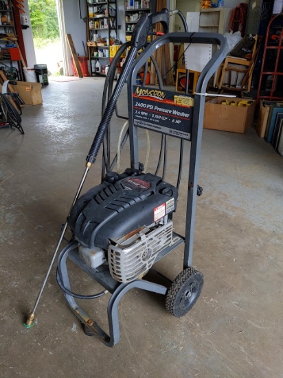Monsoon 2400 psi pressure washer