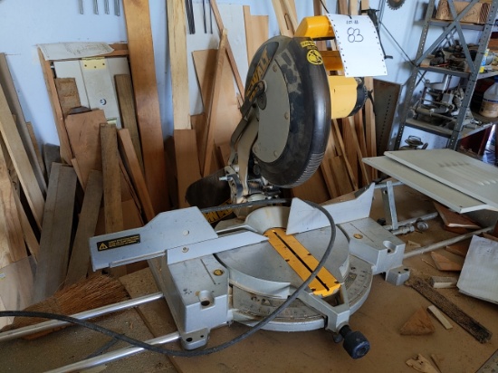 DeWalt 12" compound miter saw