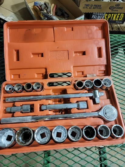Allied 3/4" wrench & Sockets