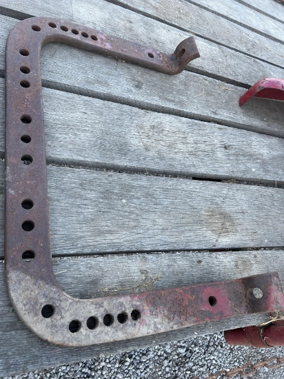 M-560 fixed drawbar