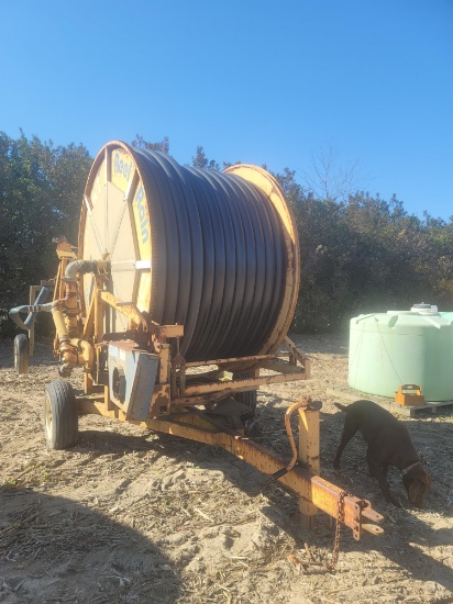 Hobbs Rain-Flo reel & hose.