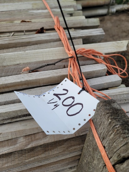 Tomato stakes by the skid Xs $$