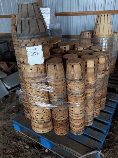Skid of small misc wooden baskets
