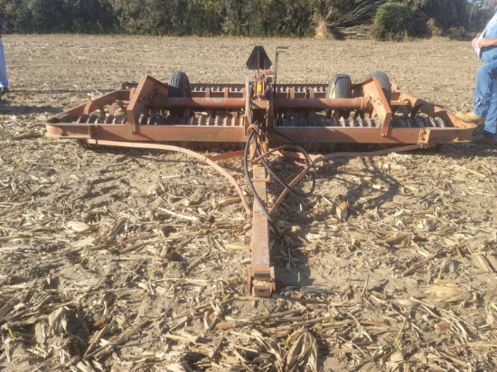 Brillion cultipacker. 14'
