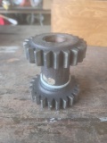 Gear drive Trans gear farmall 300