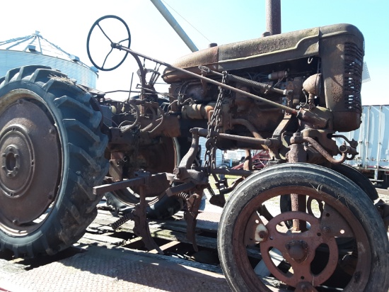 Farmall AV High crop with cultivators