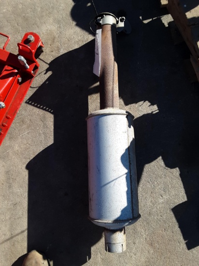 Muffler for IH 460