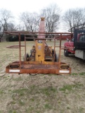 Self-propelled man lift