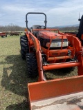 L3010 Kubota tractor w/ PAPERS