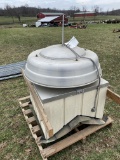 Barn cupola with exhaust fan