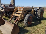 Universal tractor 620 with loader