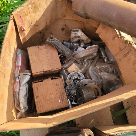 Pallot of miscellaneous engine parts