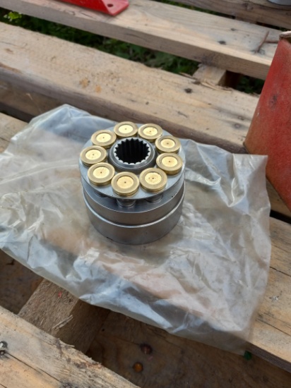 Box lot of new Steiner parts