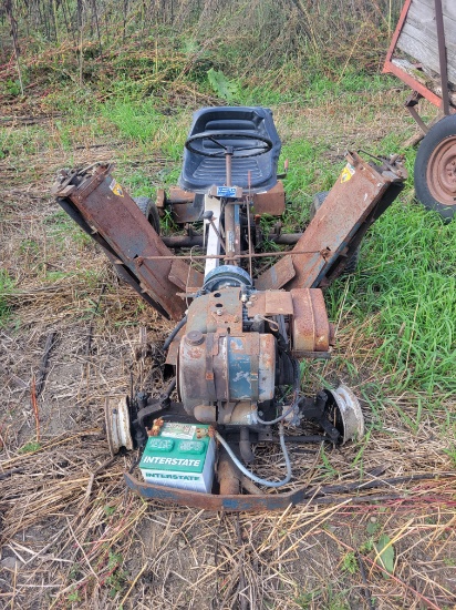 golf course mower