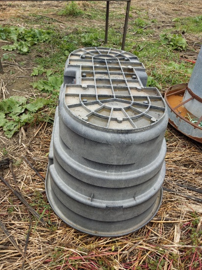 100g water trough