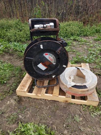 Banding machine W/3 rolls & partial roll