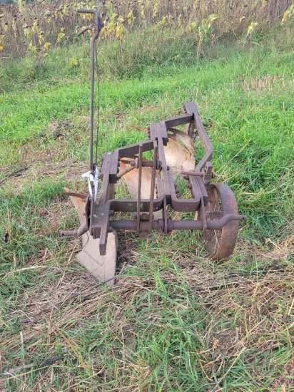 3 bottom plow