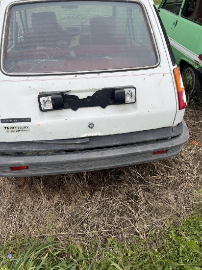 Renault le car parts only