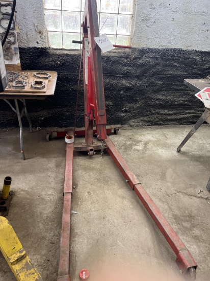 Engine lift