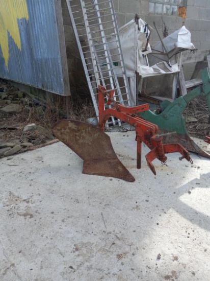 1 bottom plow