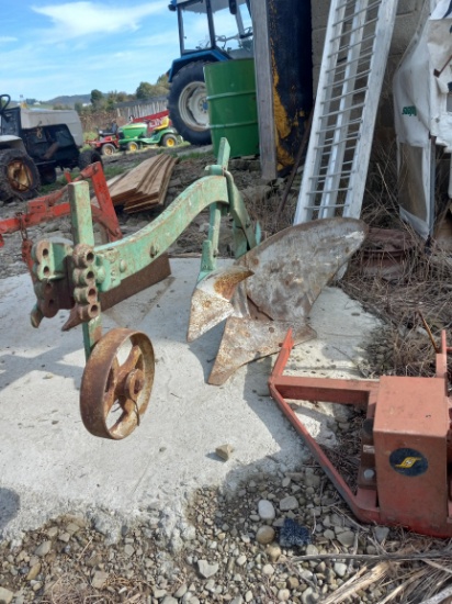 Ward 1 bottom plow