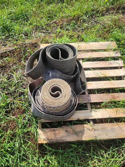 Multiple  flat belts