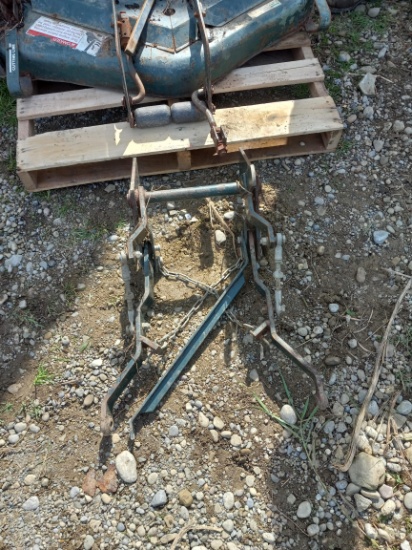 Bolens 3pt hitch attachment