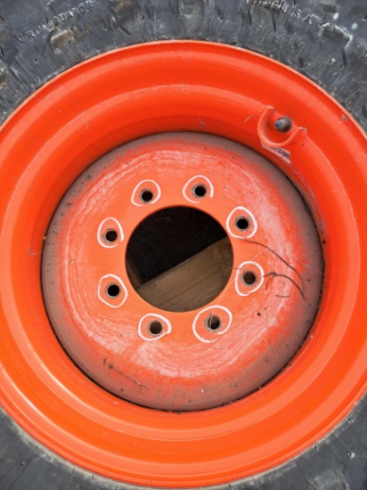 Kubota m series  tire/rim